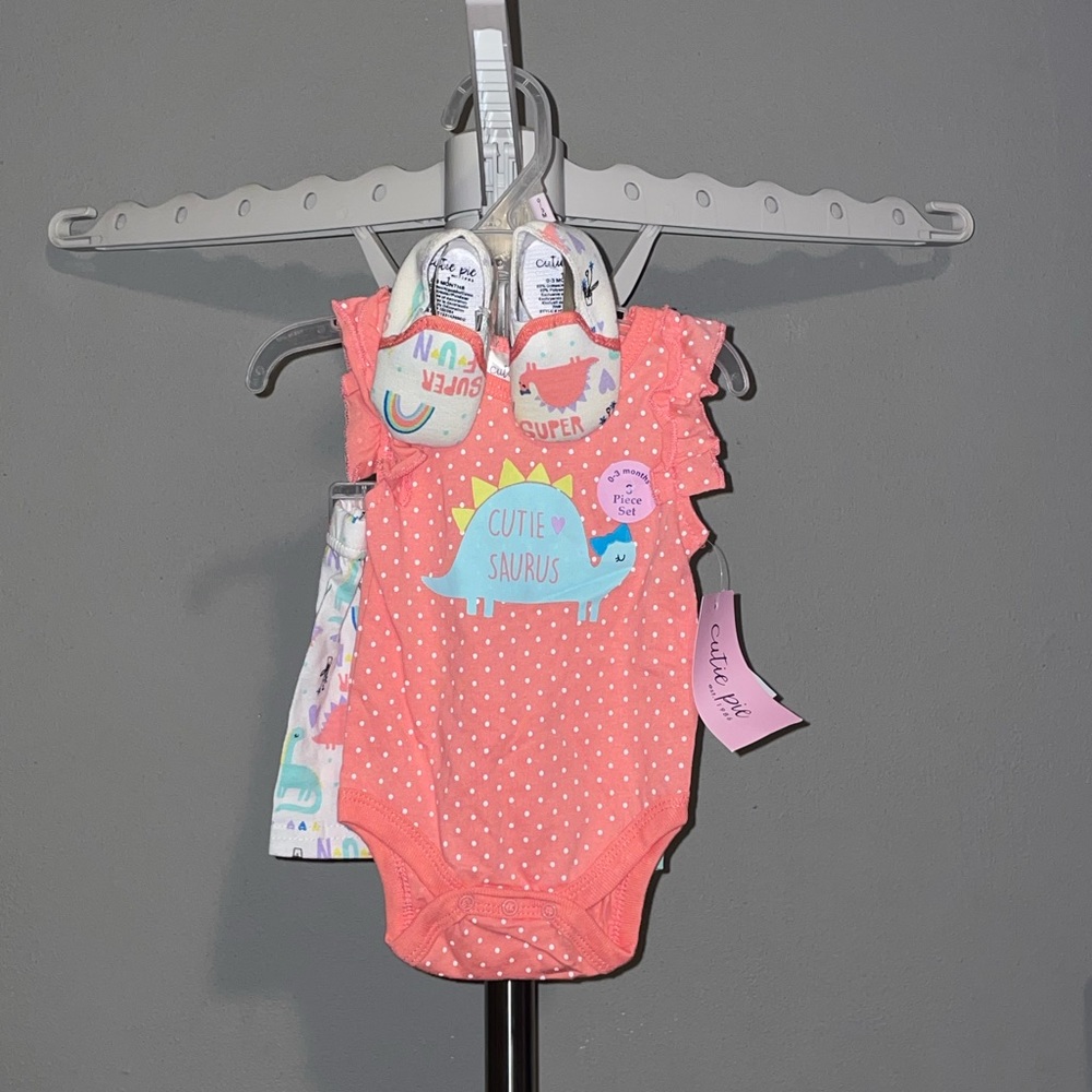 3 set babygirl outfit
